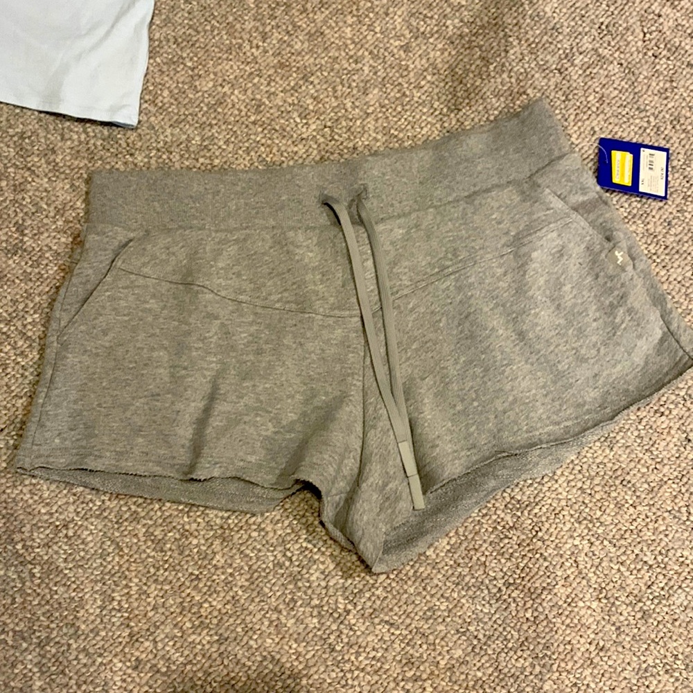 Grey heather shorts XXL